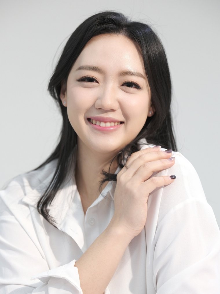소프라노 유지혜 — 경희대 성악과, 프랑스 말메종국립음악원 최고연주자과정 졸업
